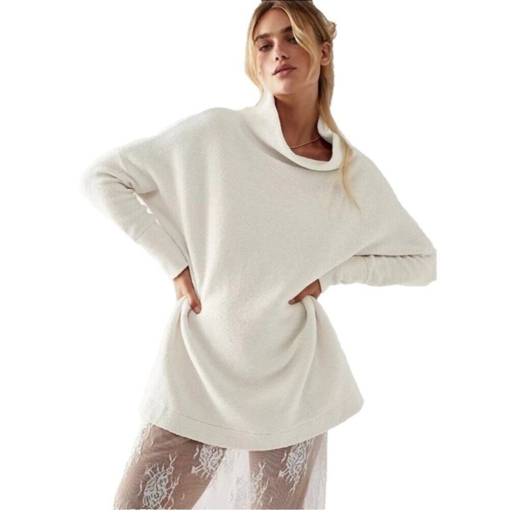 Free People Ottoman Slouchy Tunic Ecru White Turtleneck Sweater Mock Neck XS